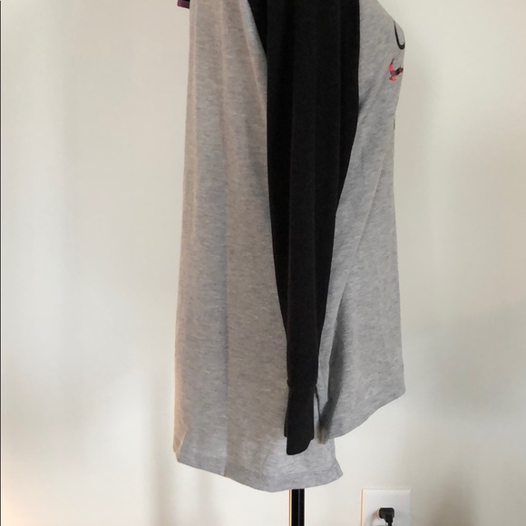 NWT⛄️Holiday Long Sleeve⛄️ - Picture 3 of 5